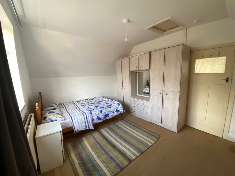 Room to let