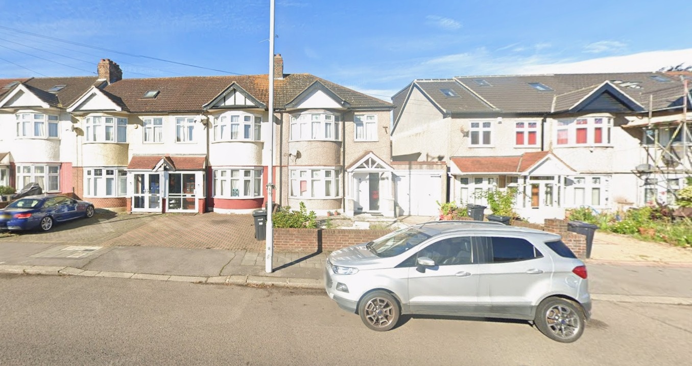 Room in a Shared House, Aldborough Road South, IG3