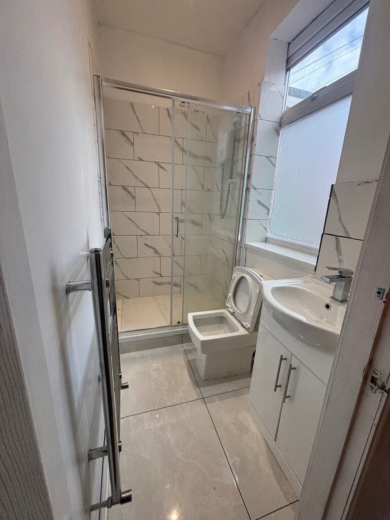 4-bedroom terraced house at Markington st, Rusholme M14 7JB