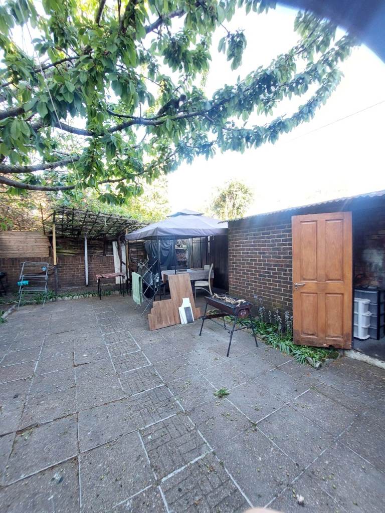 Spacious double room in a sharing house at Rokeby st, Stratford (E15 3NS)